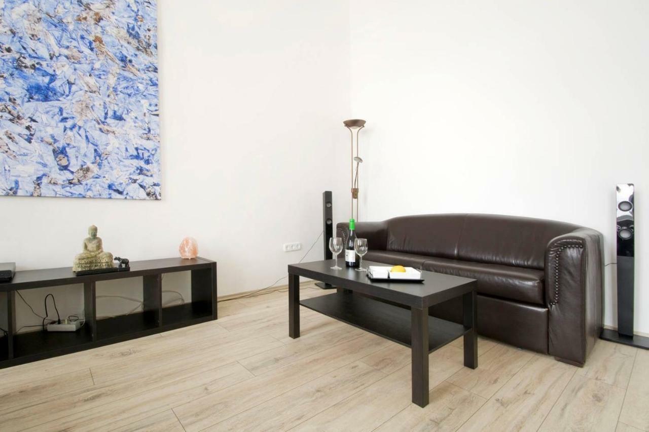 Apartment Andrassy Boedapest Buitenkant foto